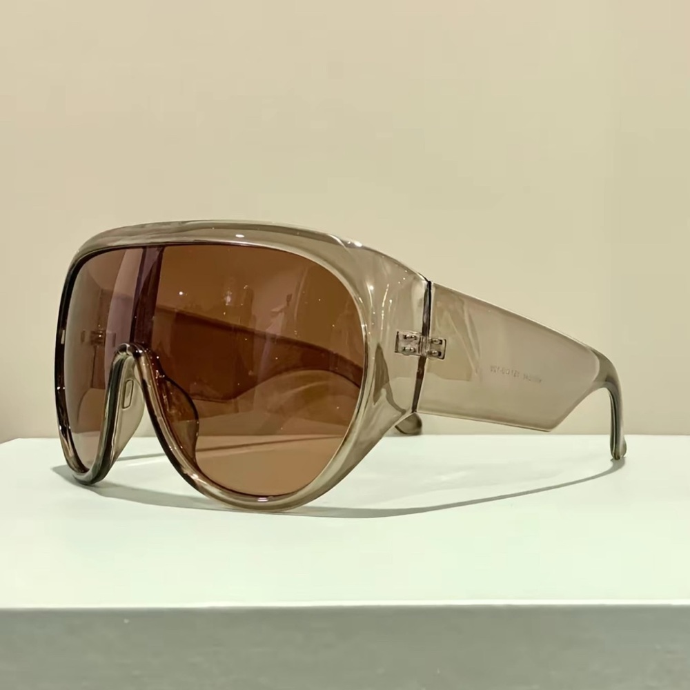 Stylish taupe Oversized Sunglasses. New , never worn